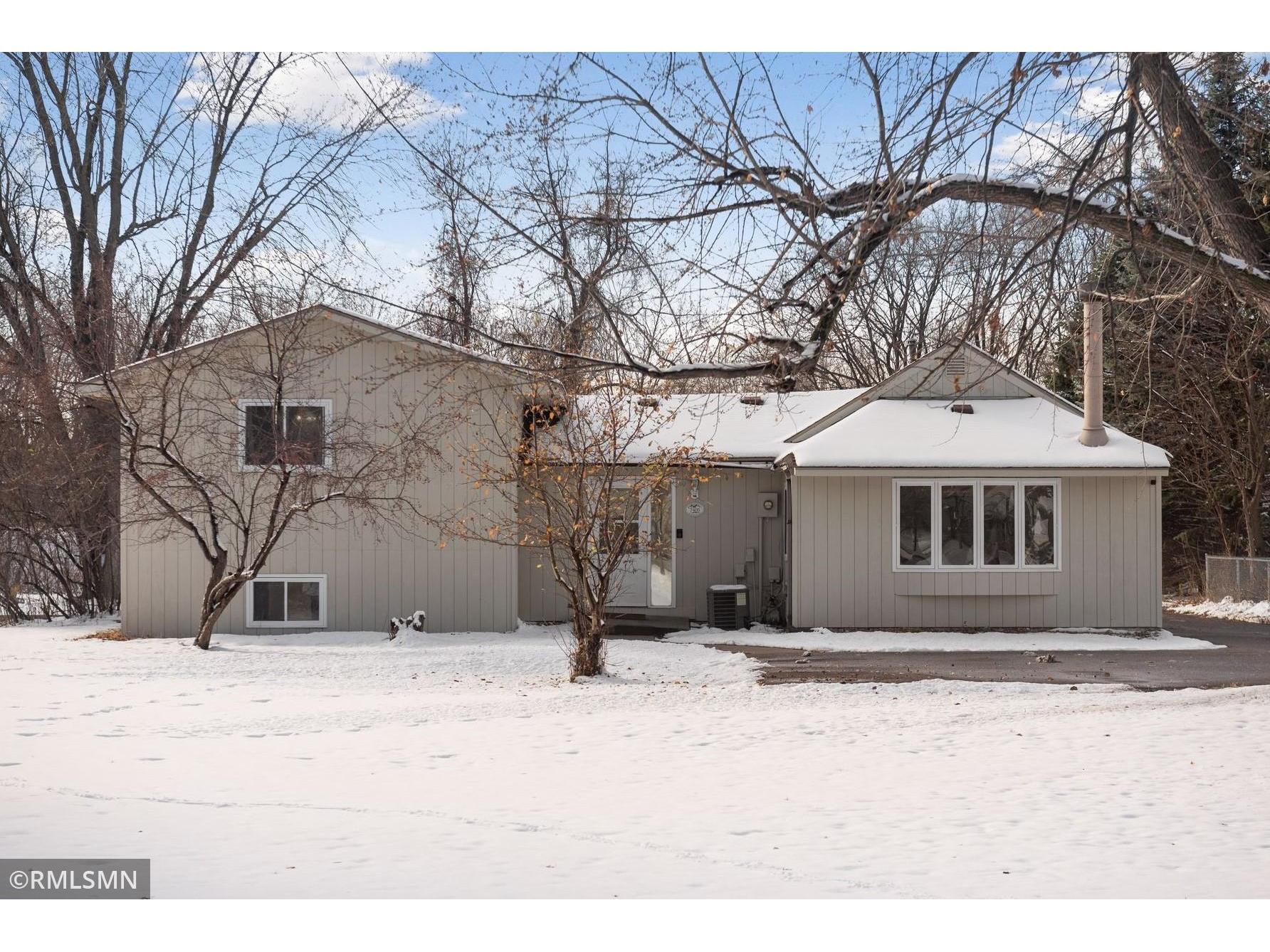 7405 W River Road, Brooklyn Park, MN 55444 MLS 5683945 Edina Realty