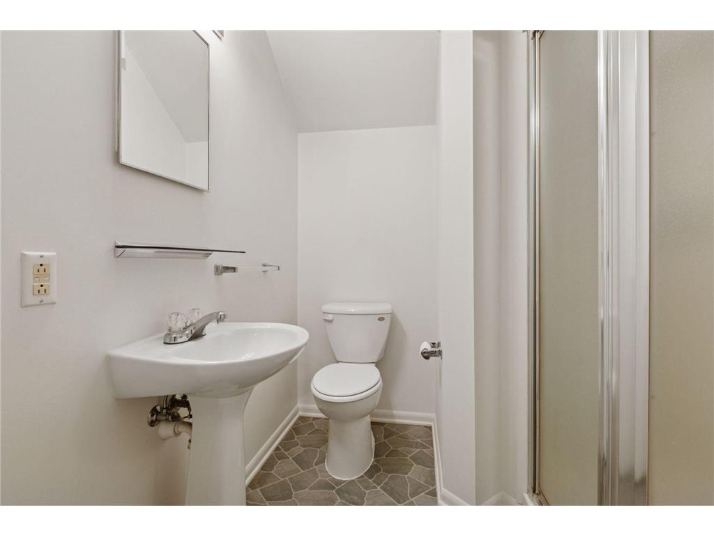 7406 Cahill Road Edina MN 55439 6767465 image32