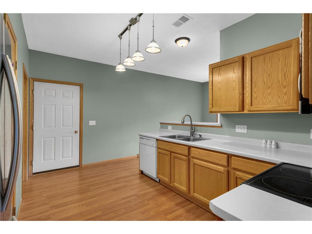 7407 Derby Lane Shakopee MN 55379 7043676 image12