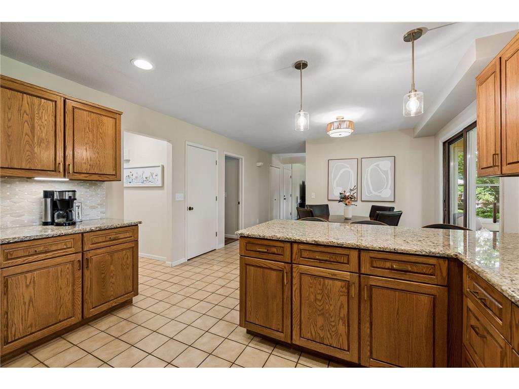 7408 W 83rd Street Bloomington MN 55438 7084393 image11