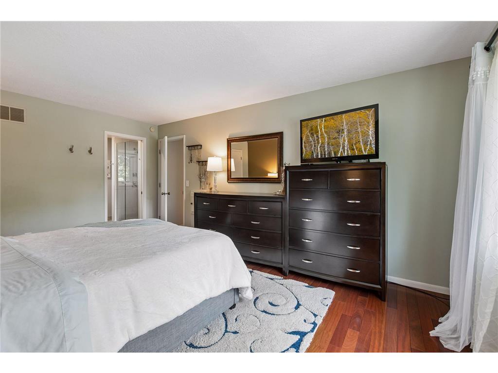 7408 W 83rd Street Bloomington MN 55438 7084393 image23