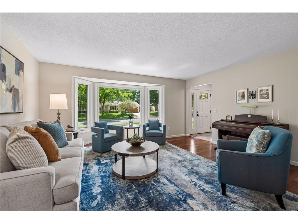 7408 W 83rd Street Bloomington MN 55438 7084393 image4