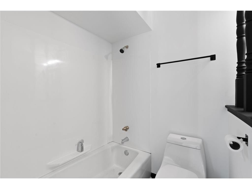 7409 74th Avenue N Brooklyn Park MN 55428 6786901 image17