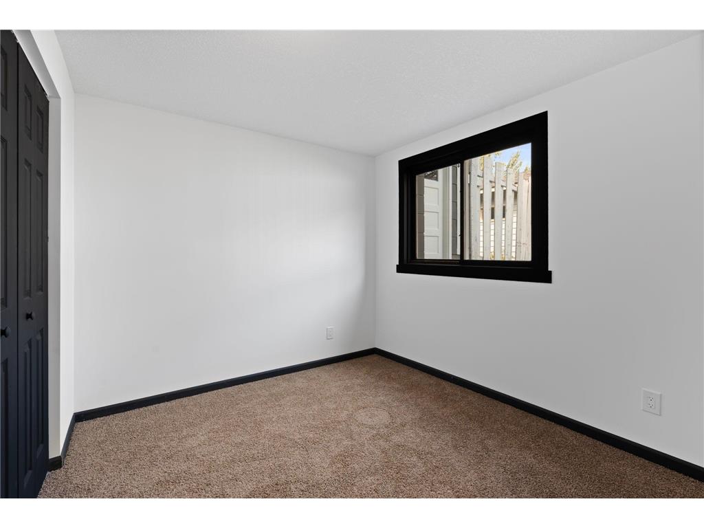 7409 74th Avenue N Brooklyn Park MN 55428 6786901 image24