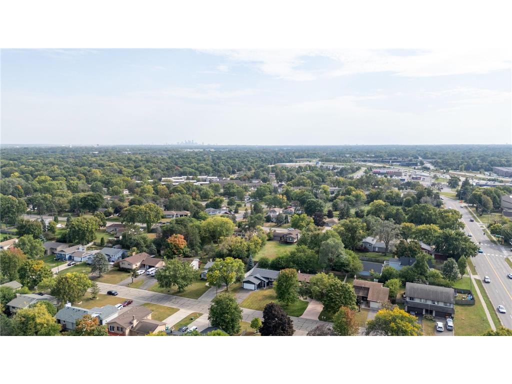 7409 74th Avenue N Brooklyn Park MN 55428 6786901 image32