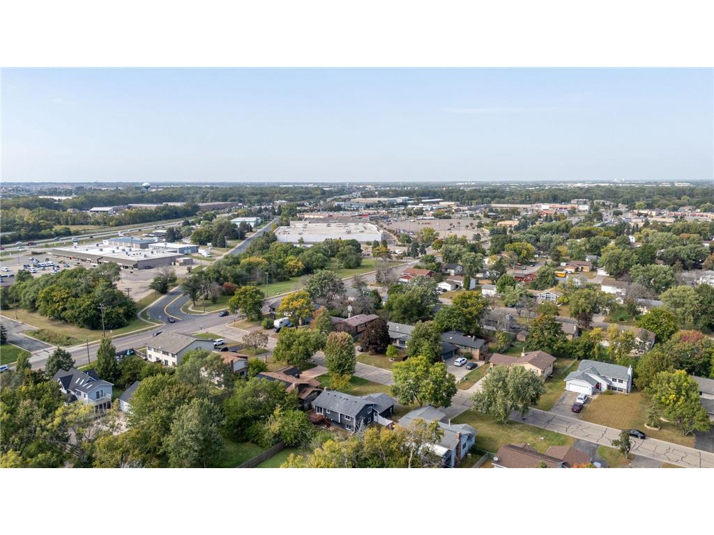 7409 74th Avenue N Brooklyn Park MN 55428 6786901 image33