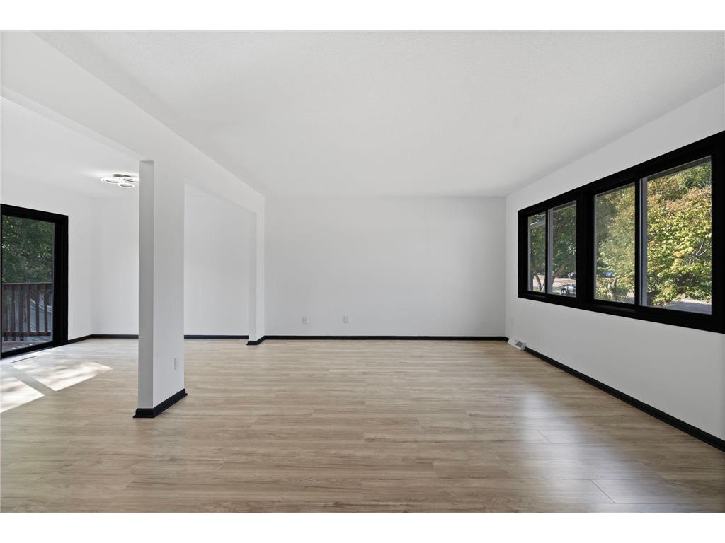 7409 74th Avenue N Brooklyn Park MN 55428 6786901 image4