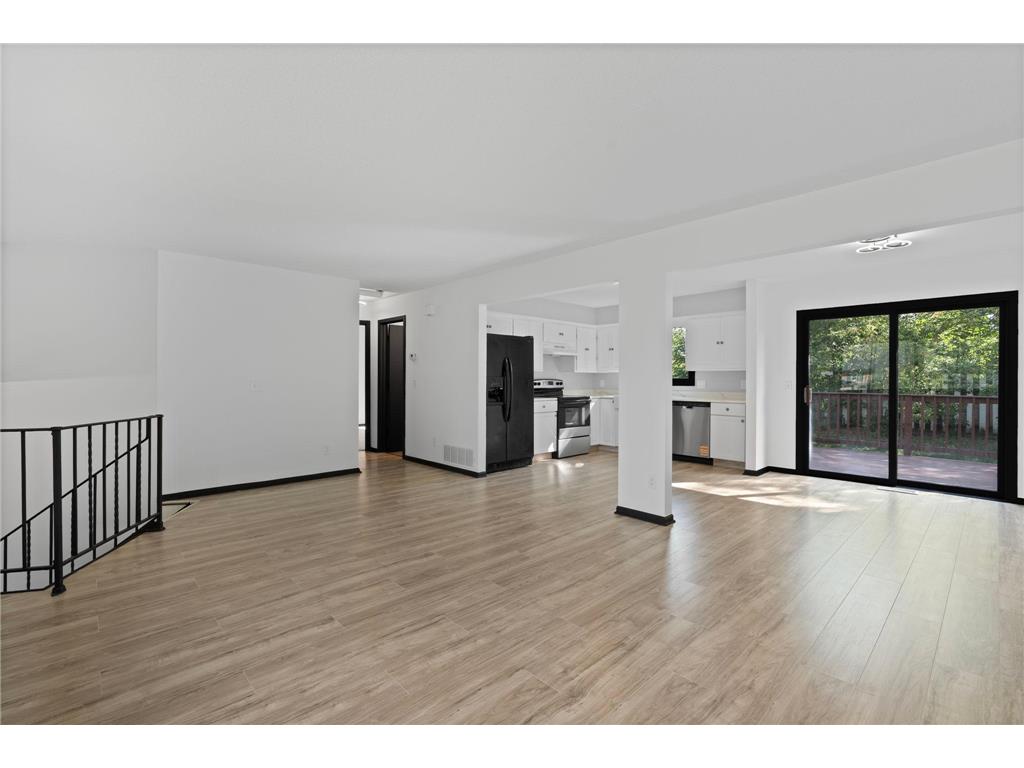 7409 74th Avenue N Brooklyn Park MN 55428 6786901 image5