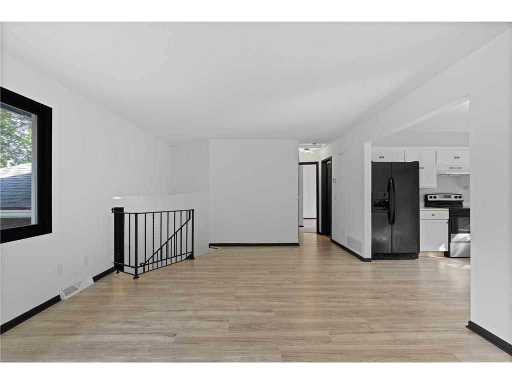 7409 74th Avenue N Brooklyn Park MN 55428 6786901 image6