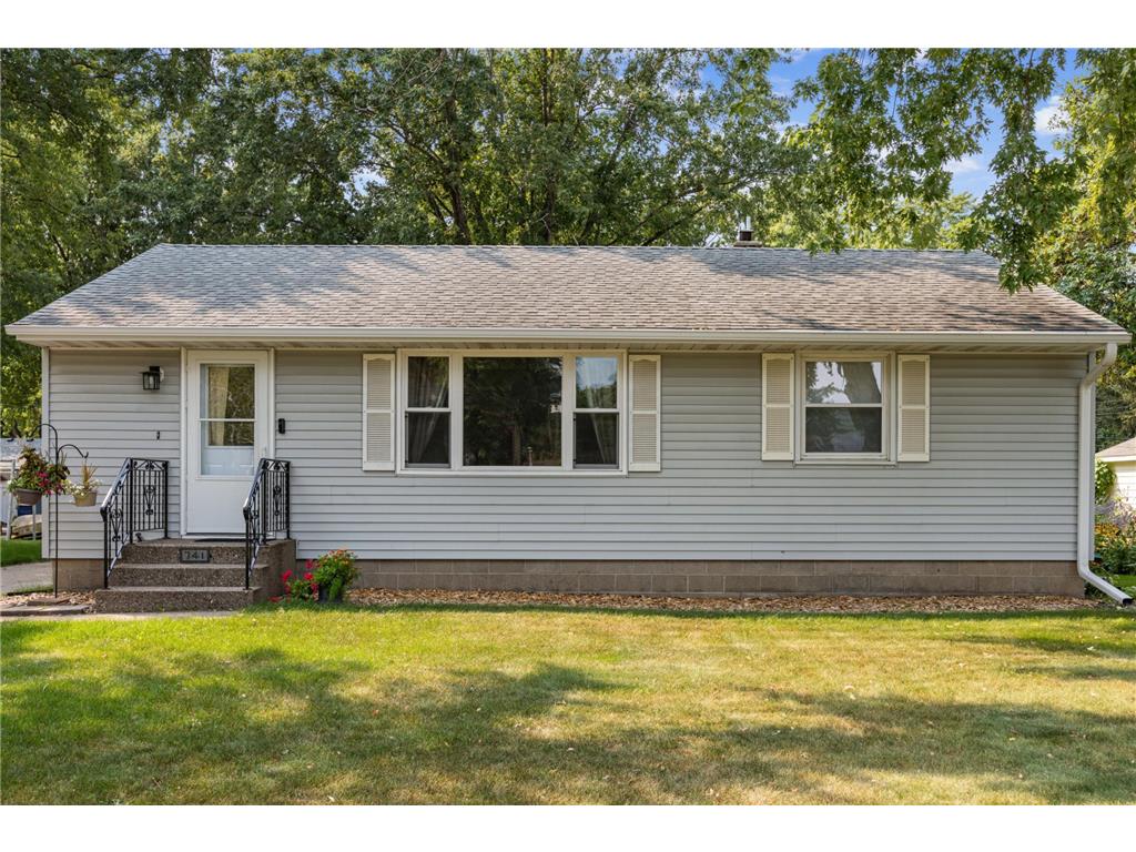 741 24th Avenue N Saint Cloud MN 56303 6599686 image1