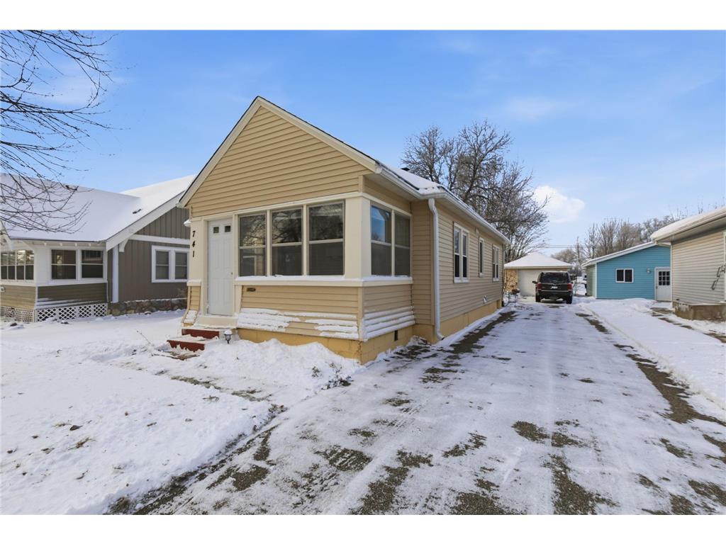 741 31st Avenue N Saint Cloud MN 56303 6824312 image1