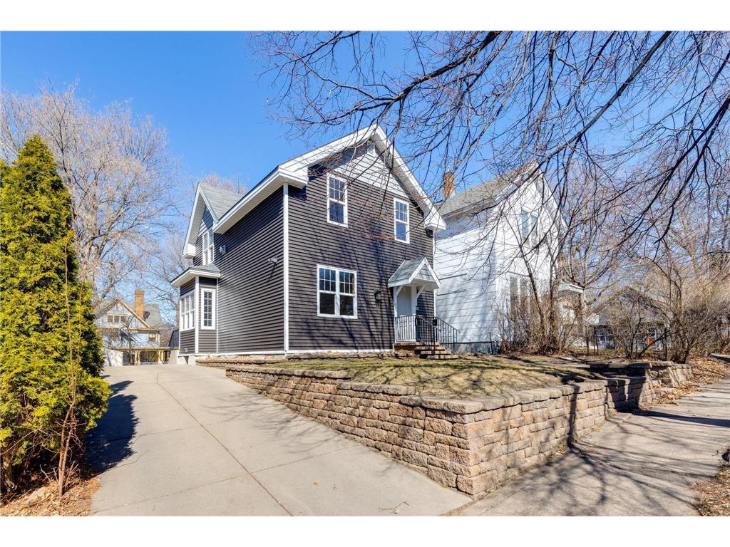 741 5th Street E Saint Paul MN 55106 6507980 image1