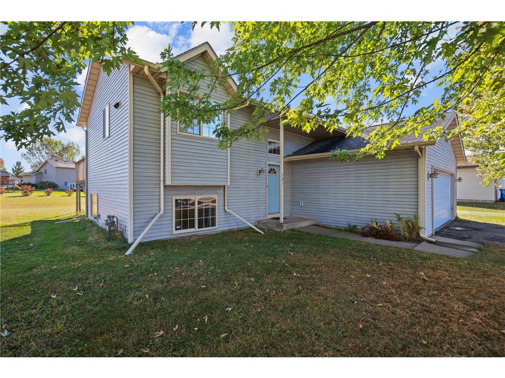 741 Joes Lake Road SE Cambridge MN 55008 6802105 image1