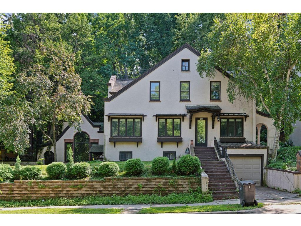 741 Kenwood Parkway Minneapolis MN 55403 6772780 image1
