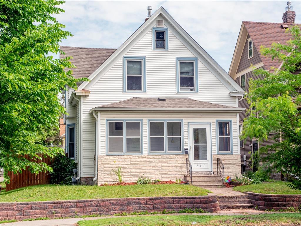 741 Maryland Avenue E, Saint Paul, MN 55106 MLS 6381157 Edina Realty