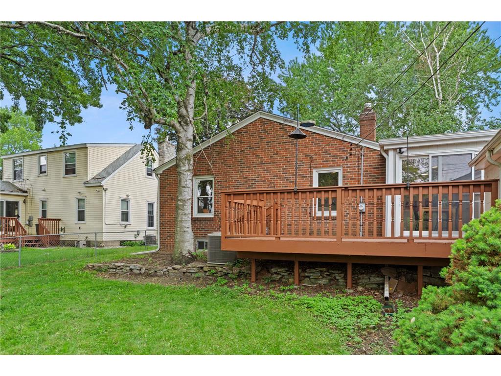 741 Roselawn Avenue E Maplewood MN 55117 7088253 image33