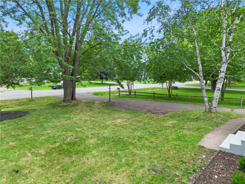 741 Roselawn Avenue E Maplewood MN 55117 7088253 image38