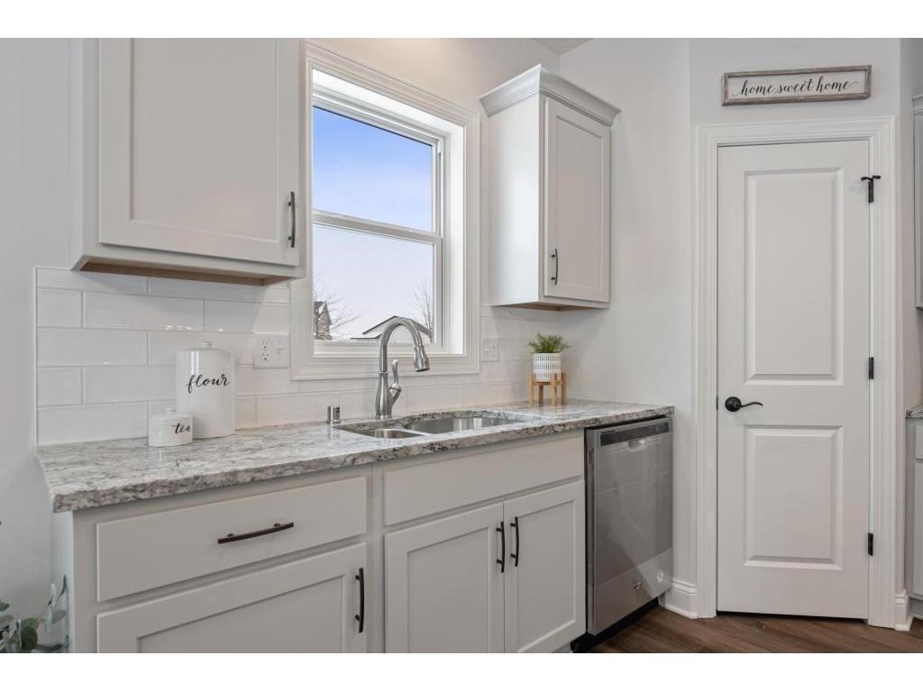 741 St James Circle Litchfield MN 55355 6796605 image5