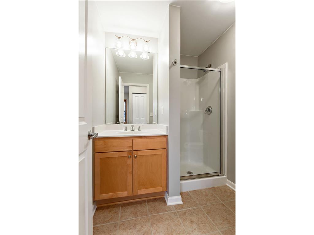 741 Victoria Street S Saint Paul MN 55102 7093924 image12