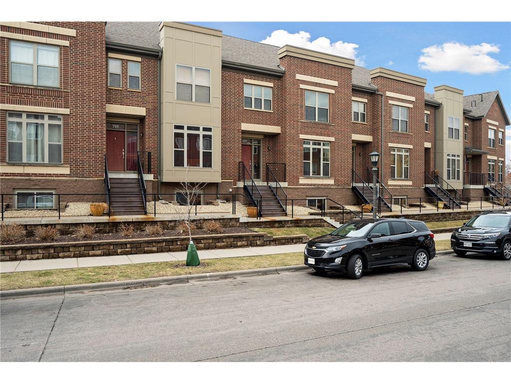 741 Victoria Street S Saint Paul MN 55102 7093924 image15