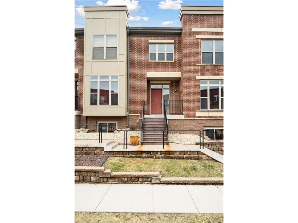 741 Victoria Street S Saint Paul MN 55102 7093924 image18