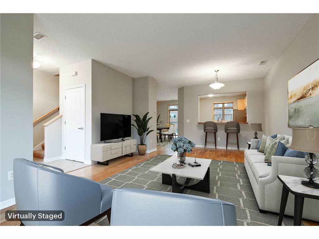 741 Victoria Street S Saint Paul MN 55102 7093924 image2