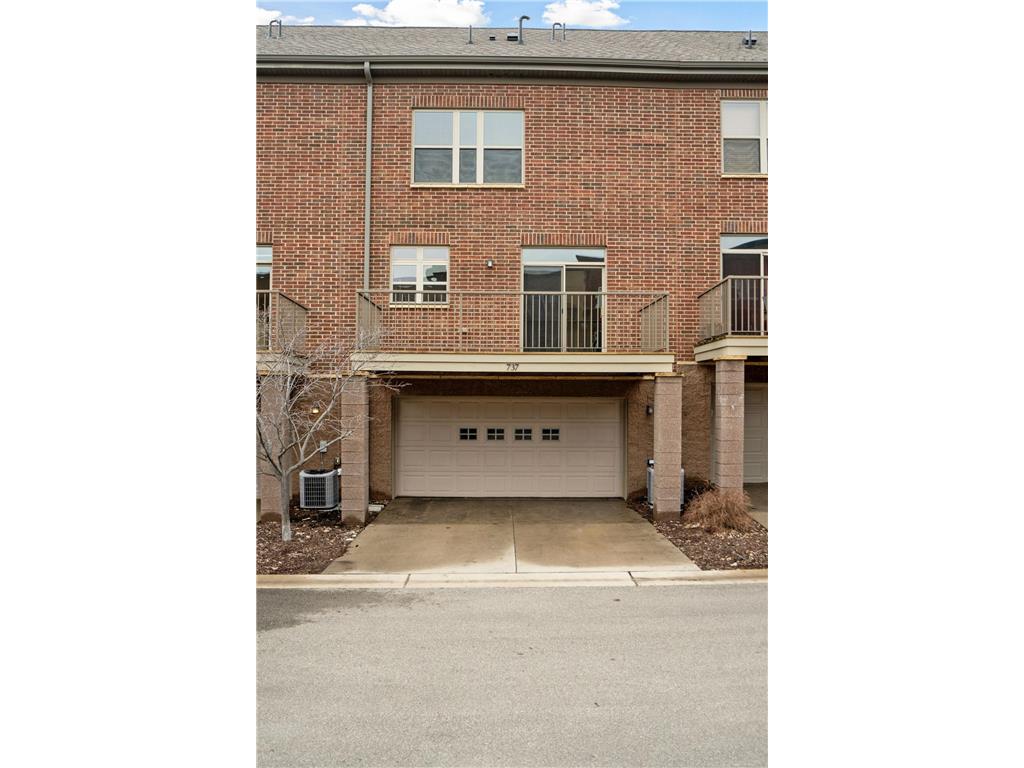 741 Victoria Street S Saint Paul MN 55102 7093924 image20
