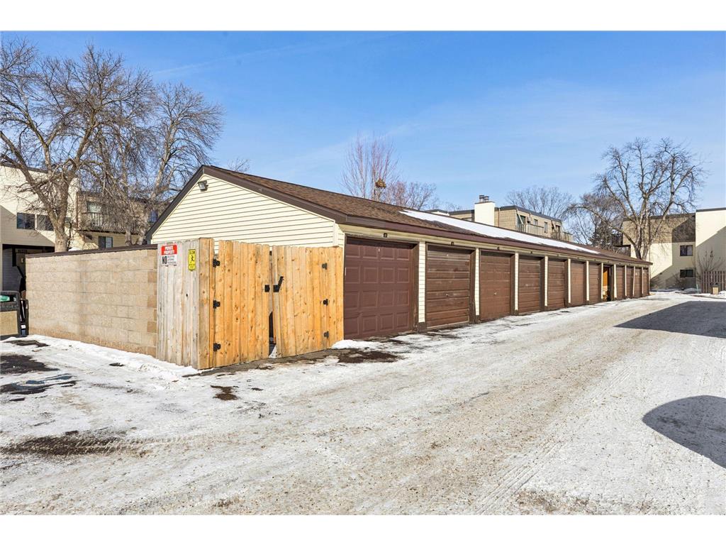 7410 72nd Lane N Brooklyn Park MN 55428 7045876 image20