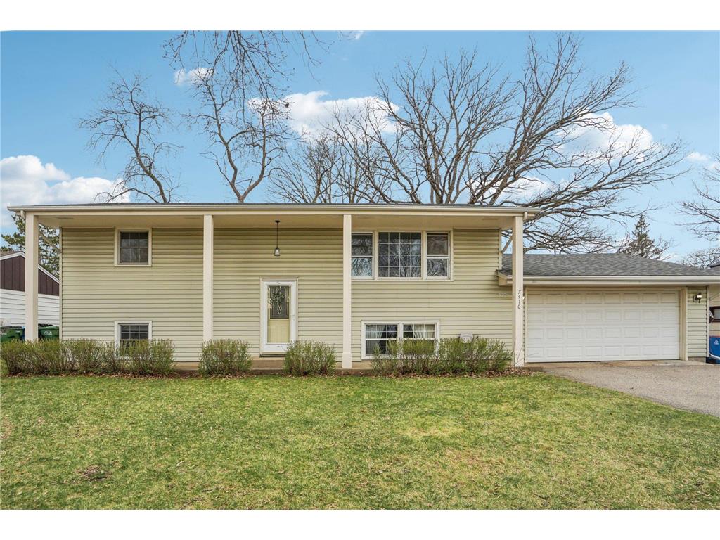 7410 Melody Drive NE Fridley MN 55432 7049609 image1