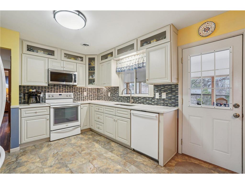 7410 Melody Drive NE Fridley MN 55432 7049609 image12