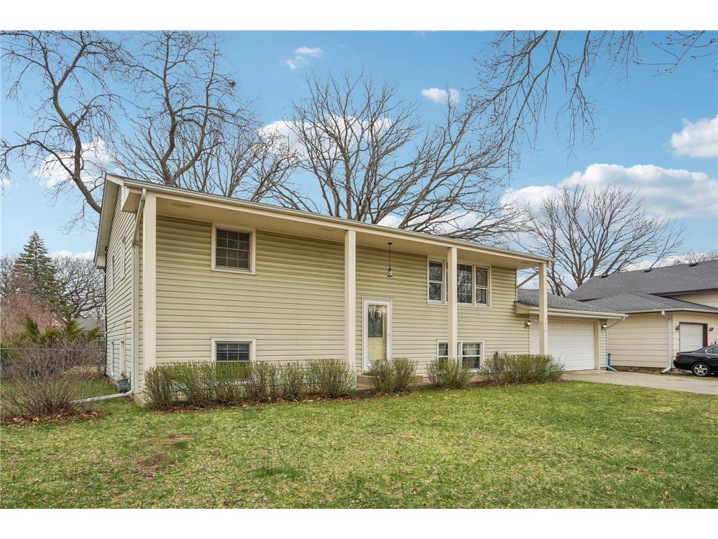 7410 Melody Drive NE Fridley MN 55432 7049609 image2