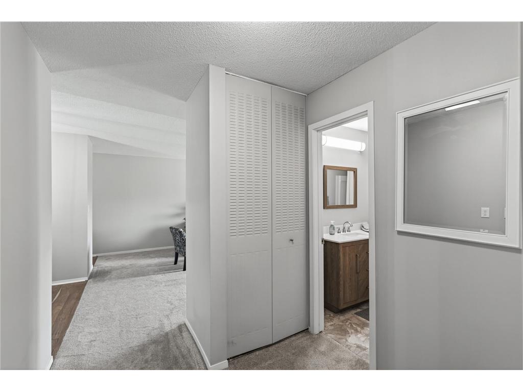 7412 W 22nd Street #104 Saint Louis Park MN 55426 7076933 image19