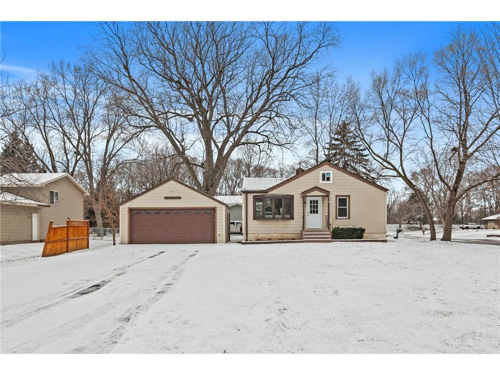 7413 W River Road Brooklyn Park MN 55444 6465895 image1