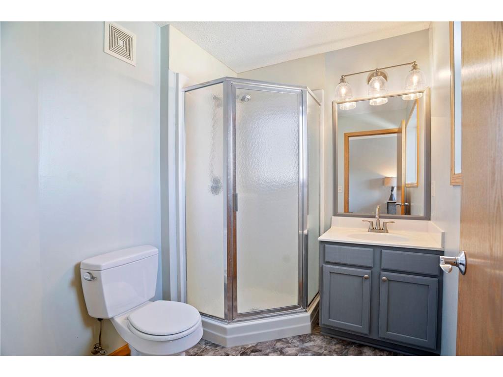 7413 Zane Avenue N Brooklyn Park MN 55443 7001407 image24