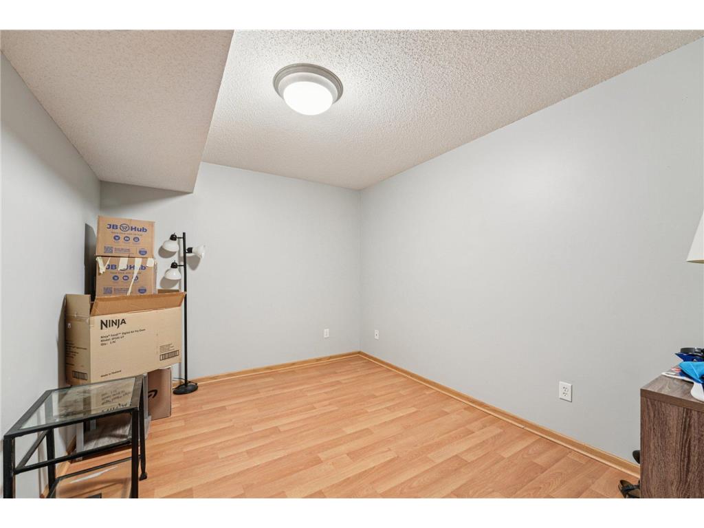 7413 Zane Avenue N Brooklyn Park MN 55443 7045329 image19
