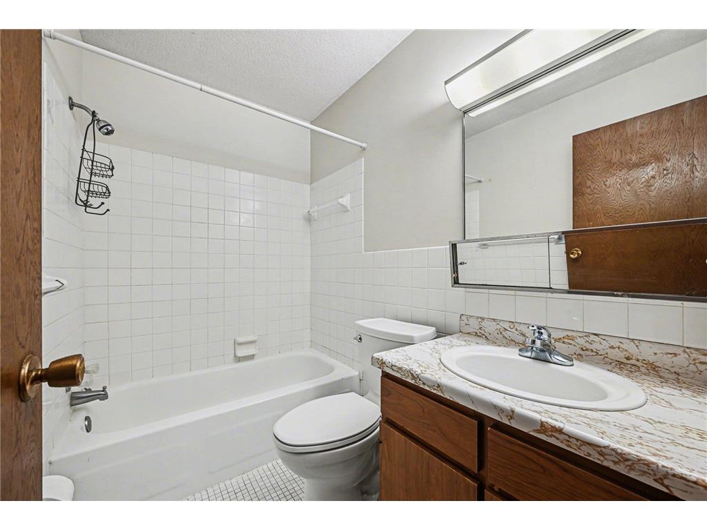 7414 W 22nd Street #312 Saint Louis Park MN 55426 7062897 image19