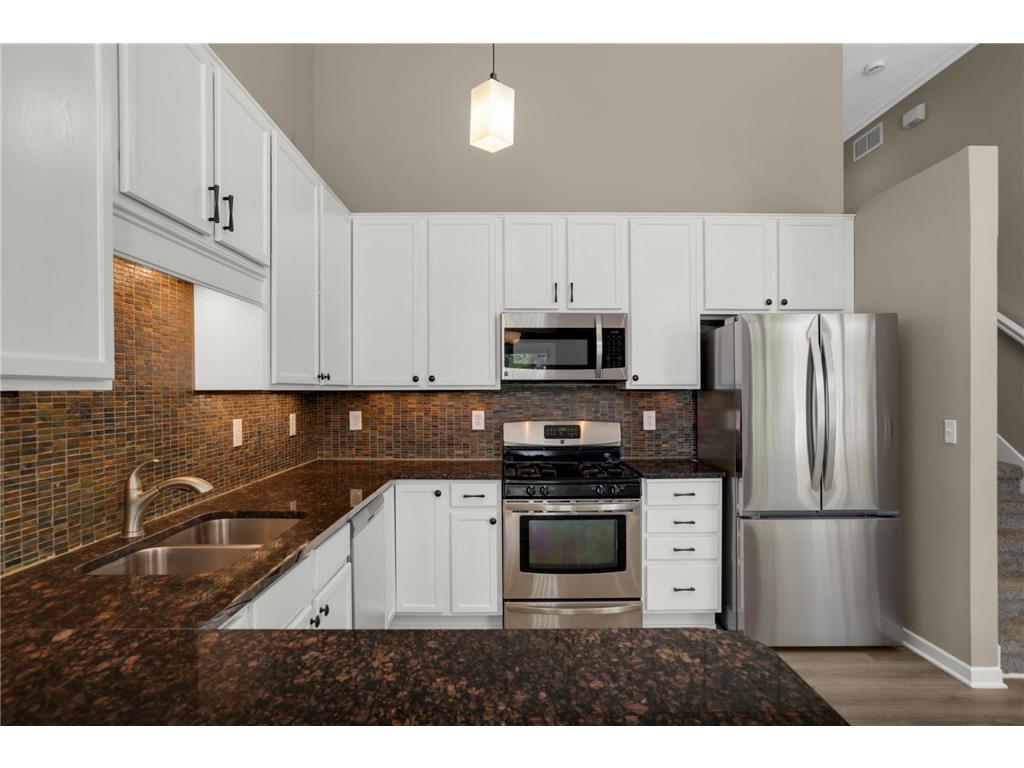 7416 Brady Path Inver Grove Heights MN 55076 7074066 image12