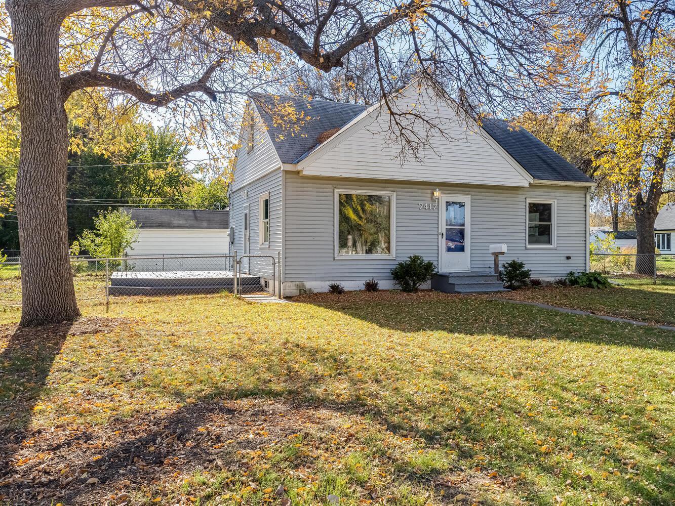 7417 59th Avenue N Crystal MN 55428 6120130 image1