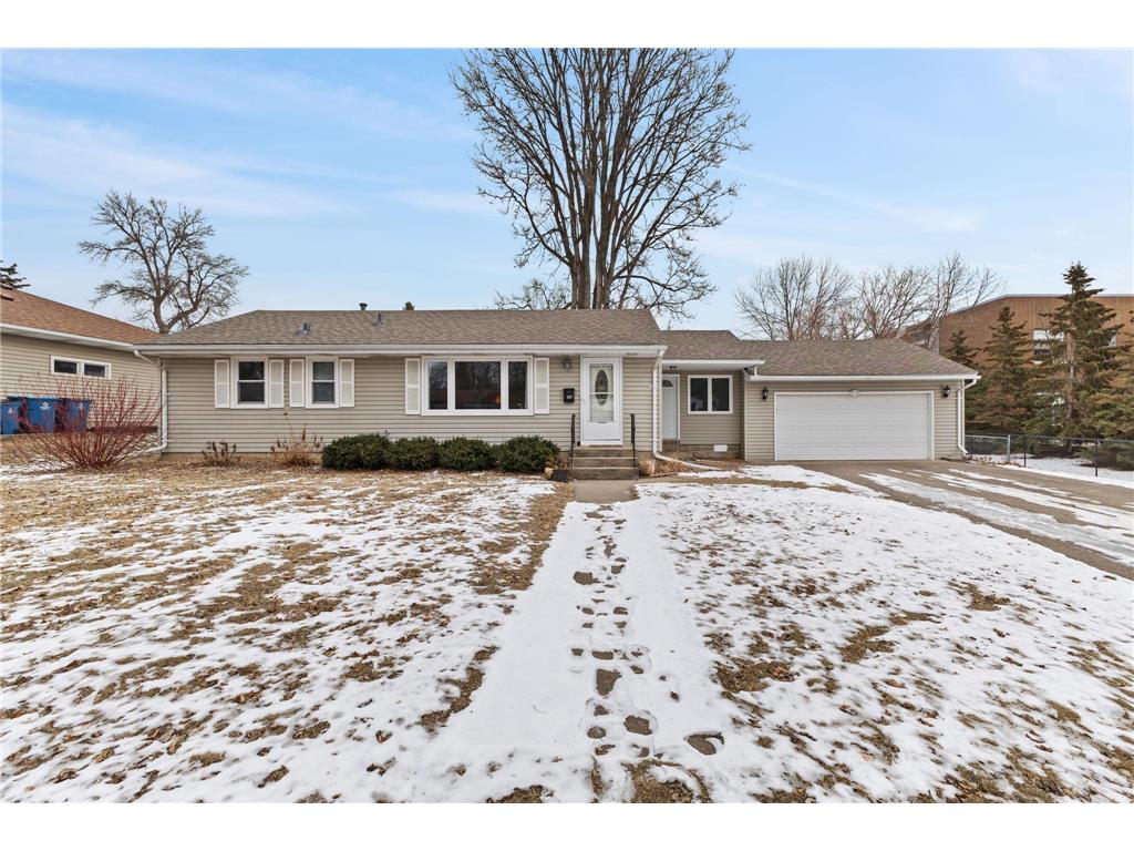 7417 Russell Avenue S Richfield MN 55423 6657646 image1