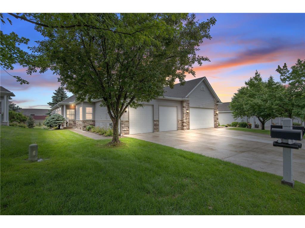 742 Gilfillan Lane White Bear Twp MN 55127 6729593 image1