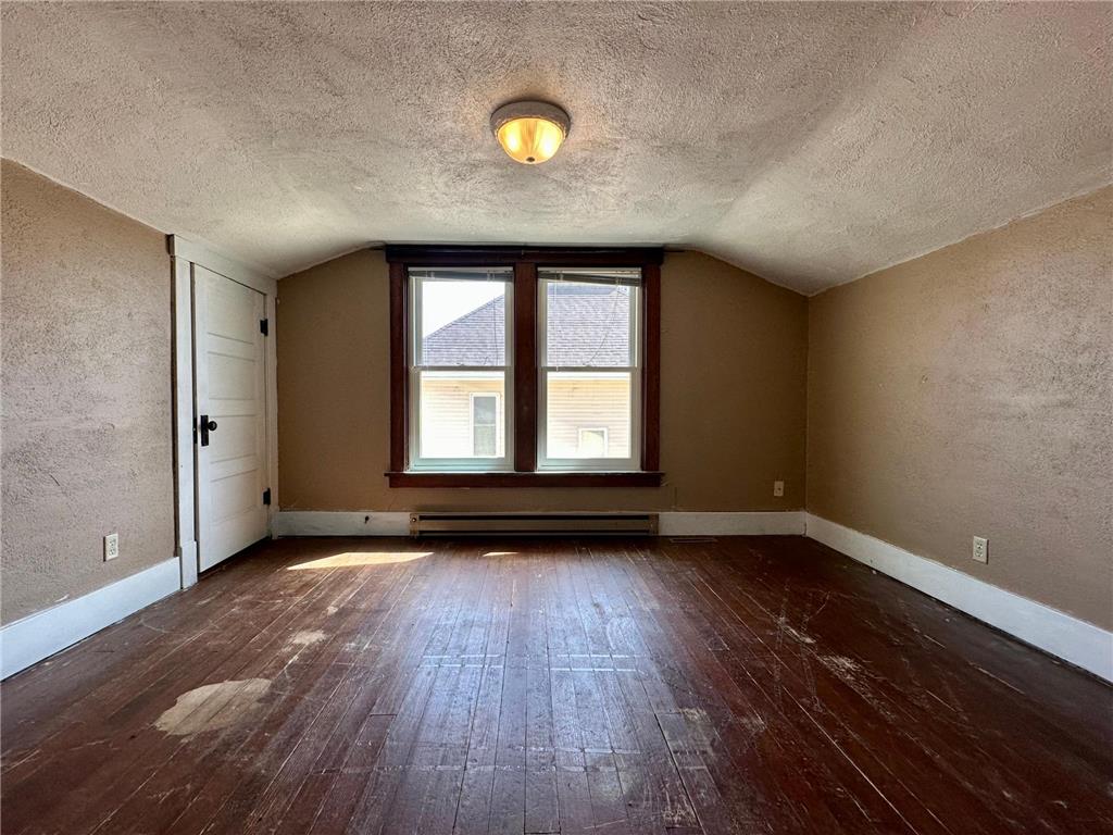 742 N Freeman Avenue Luverne MN 56156 6804686 image23