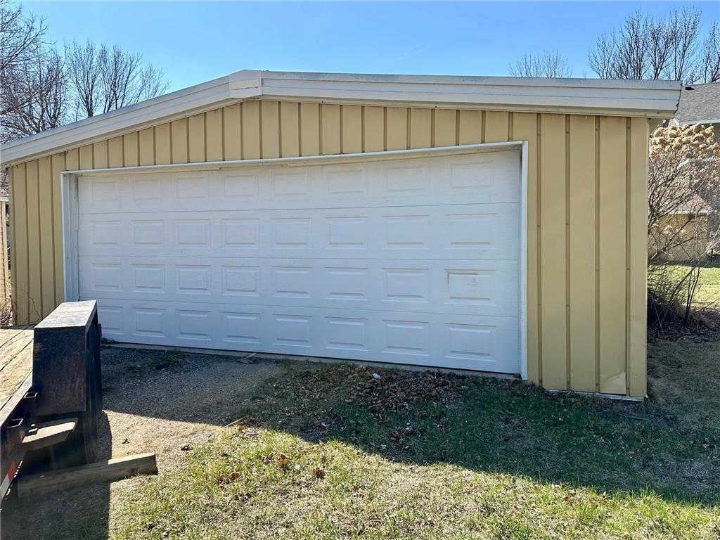 742 N Freeman Avenue Luverne MN 56156 6804686 image30