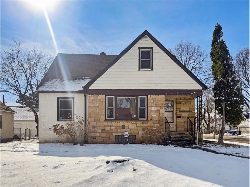 742 Nebraska Avenue E Saint Paul MN 55106 7027785 image1