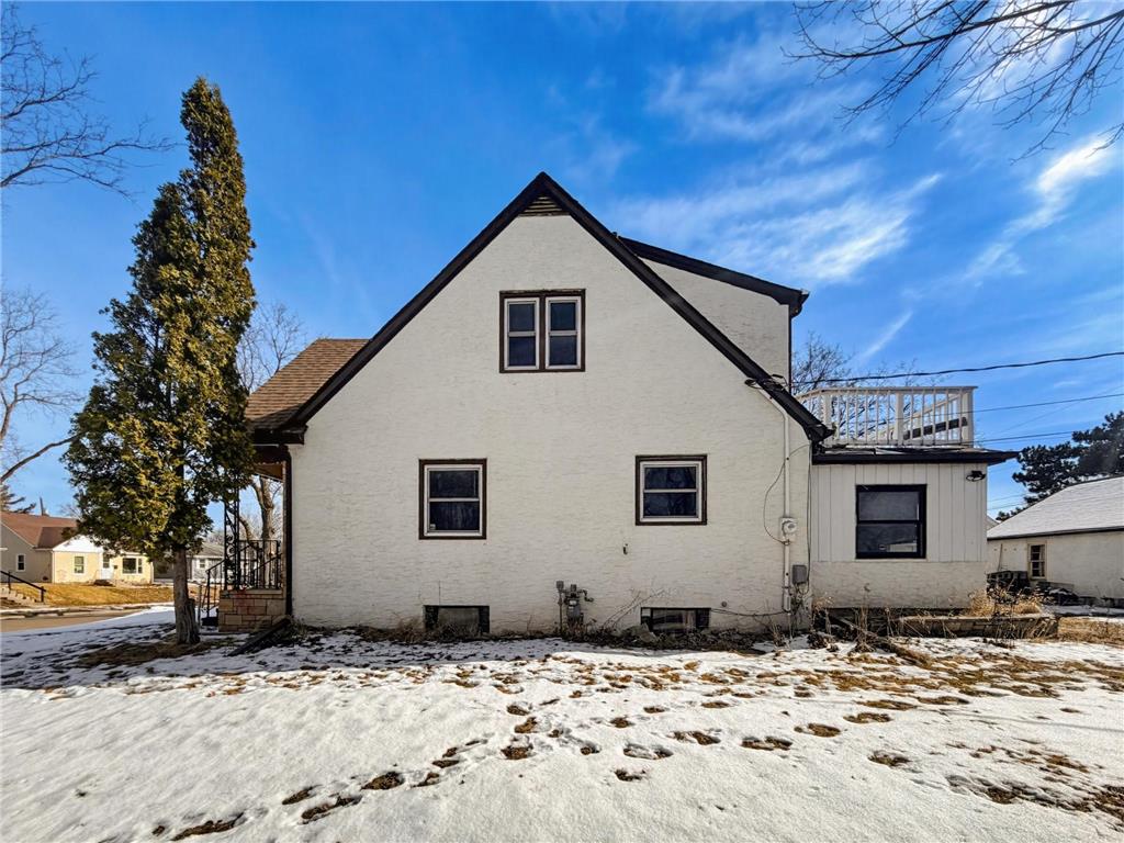 742 Nebraska Avenue E Saint Paul MN 55106 7027785 image17