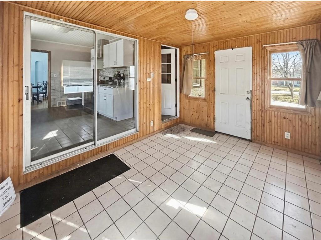 742 Nebraska Avenue E Saint Paul MN 55106 7027785 image4