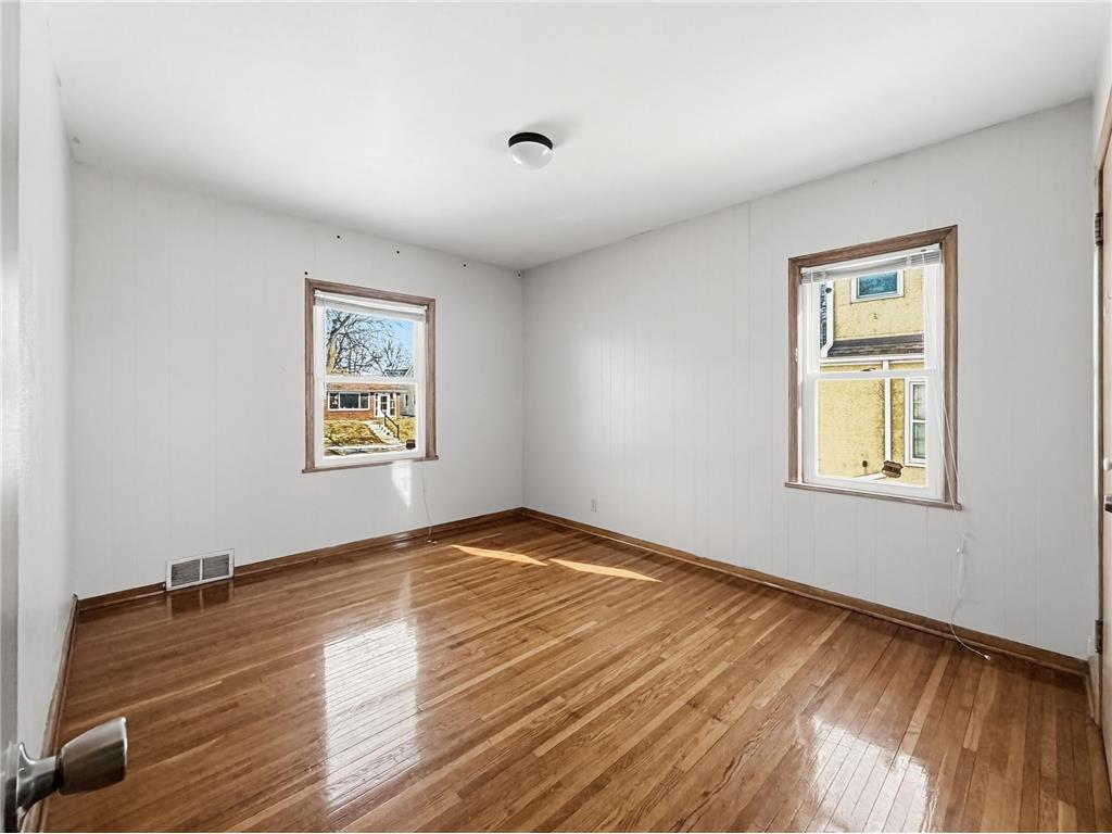 742 Nebraska Avenue E Saint Paul MN 55106 7027785 image5