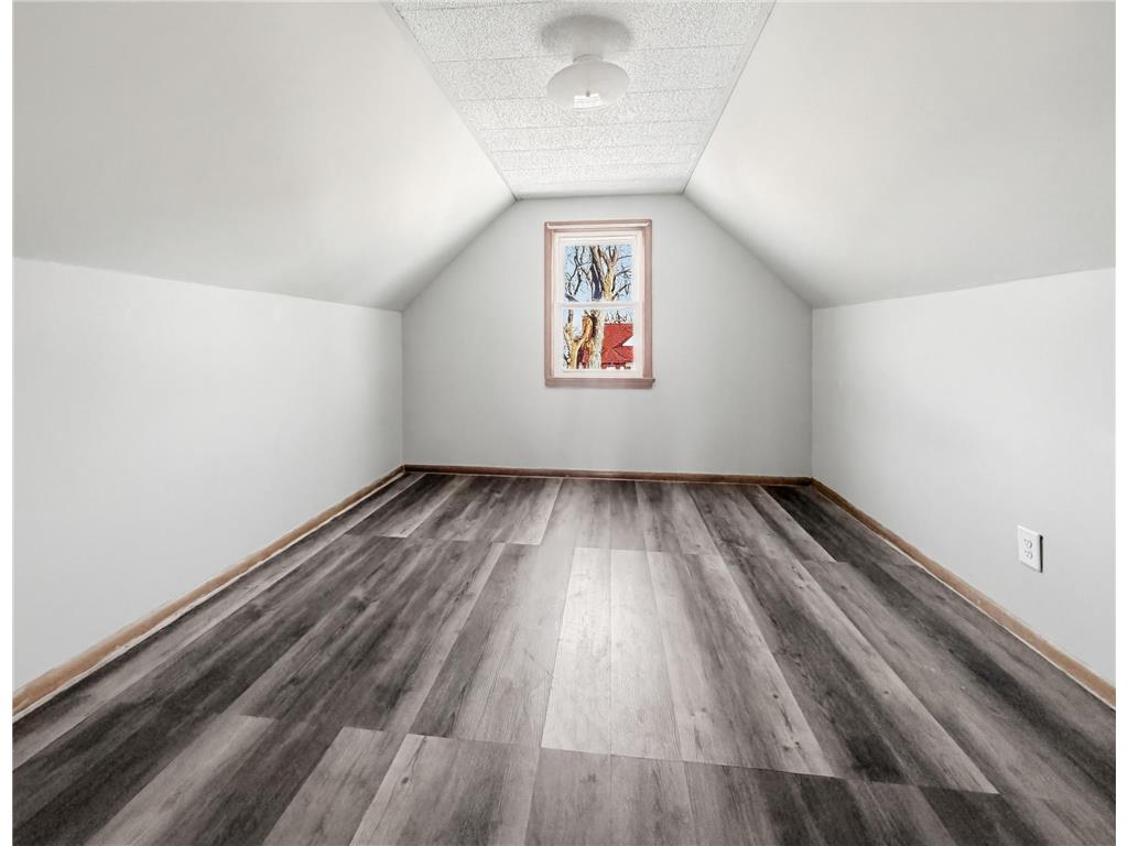 742 Nebraska Avenue E Saint Paul MN 55106 7027785 image9