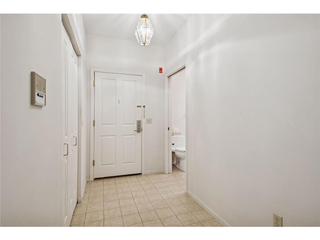 7420 Edinborough Way #6106 Edina MN 55435 6826479 image4