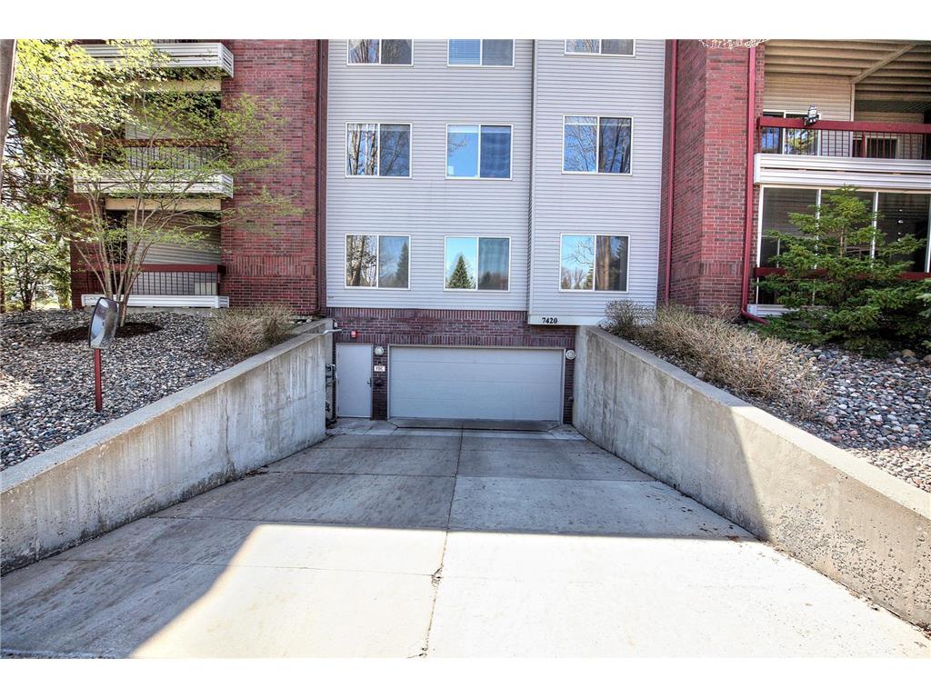 7420 Edinborough Way #6211 Edina MN 55435 7054450 image49