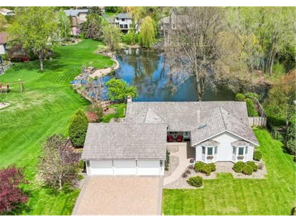 7423 Hyde Park Lane Edina MN 55439 7067402 image1